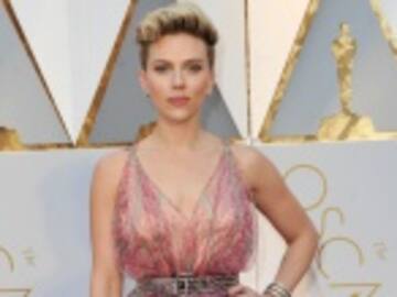 ¿Se confirma el romance de Scarlett Johansson y Colin Jost?