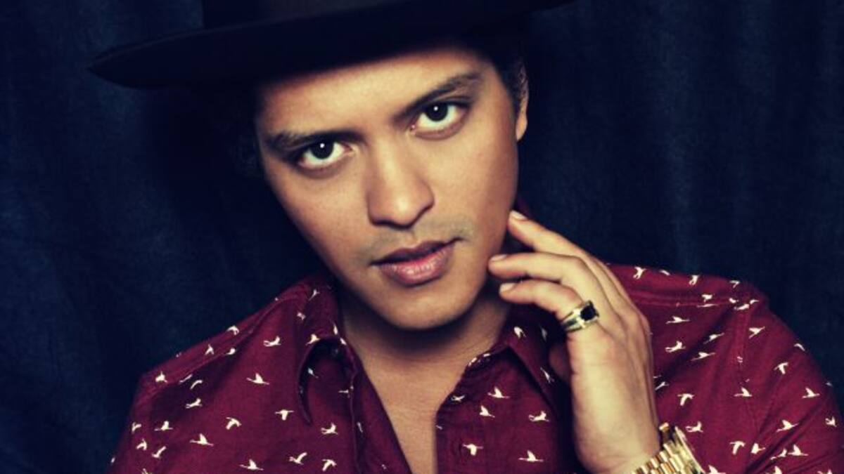 Bruno Mars presenta en directo una nueva canción de su próximo disco