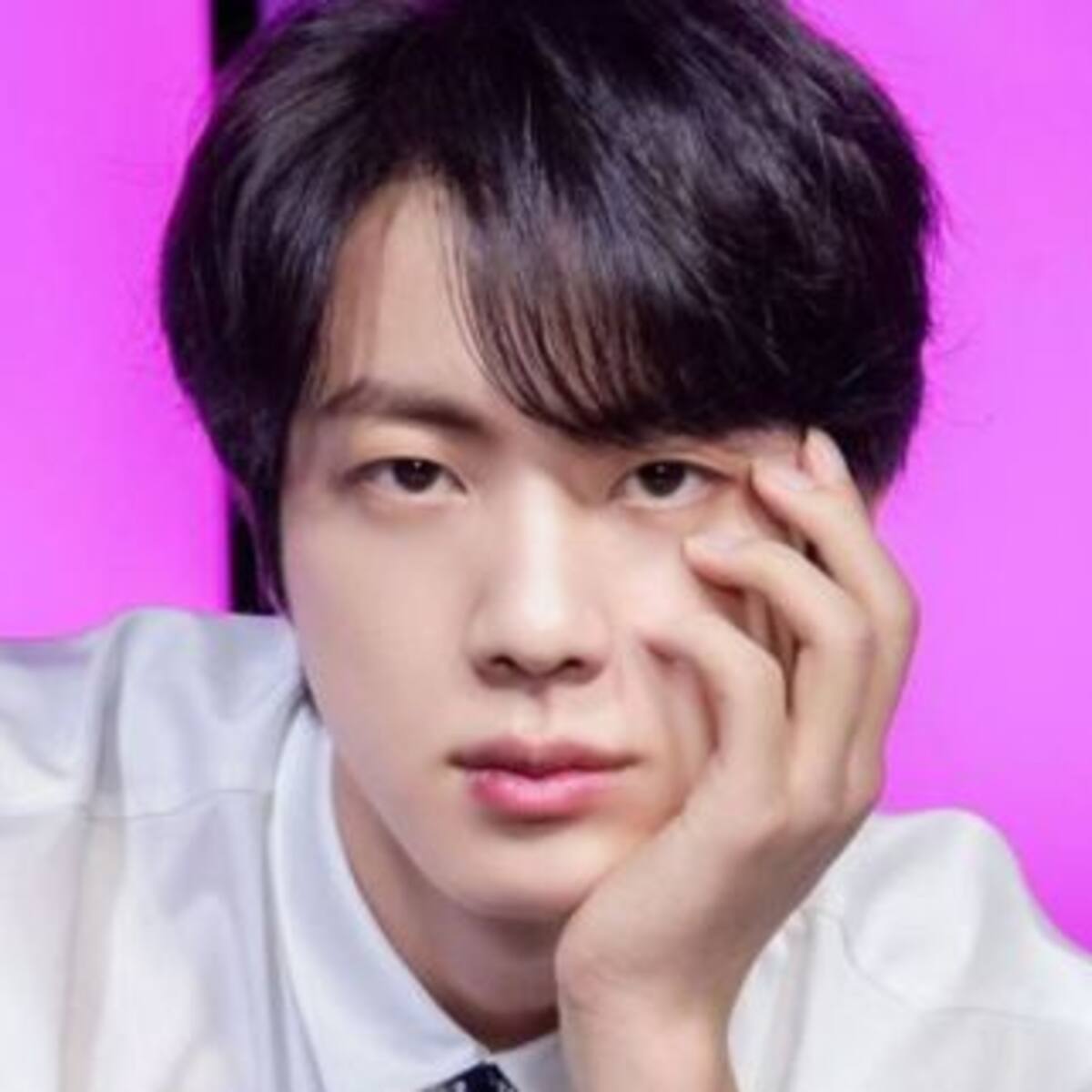 Se revelaron las primeras imágenes de Jin de BTS en el servicio militar