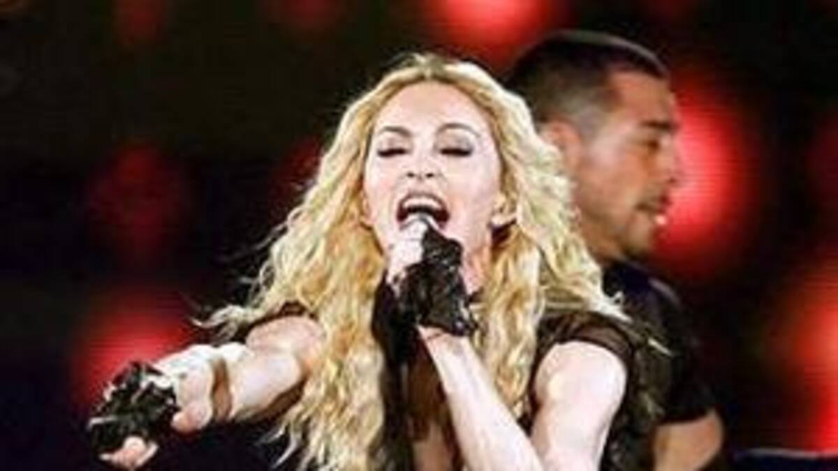 Madonna desata la locura en Valencia en la última de sus paradas en España