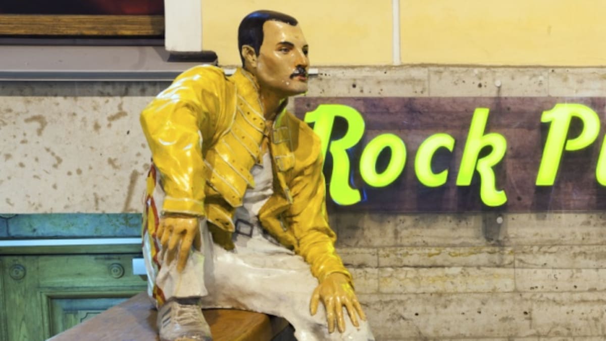 No es viernes... Es FRIDAY MERCURYYY!