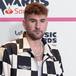 Dani Fernández incendia a la jauría en LOS40 Básico: "Seguimos teniendo la misma esencia que es hacer música y ser felices"