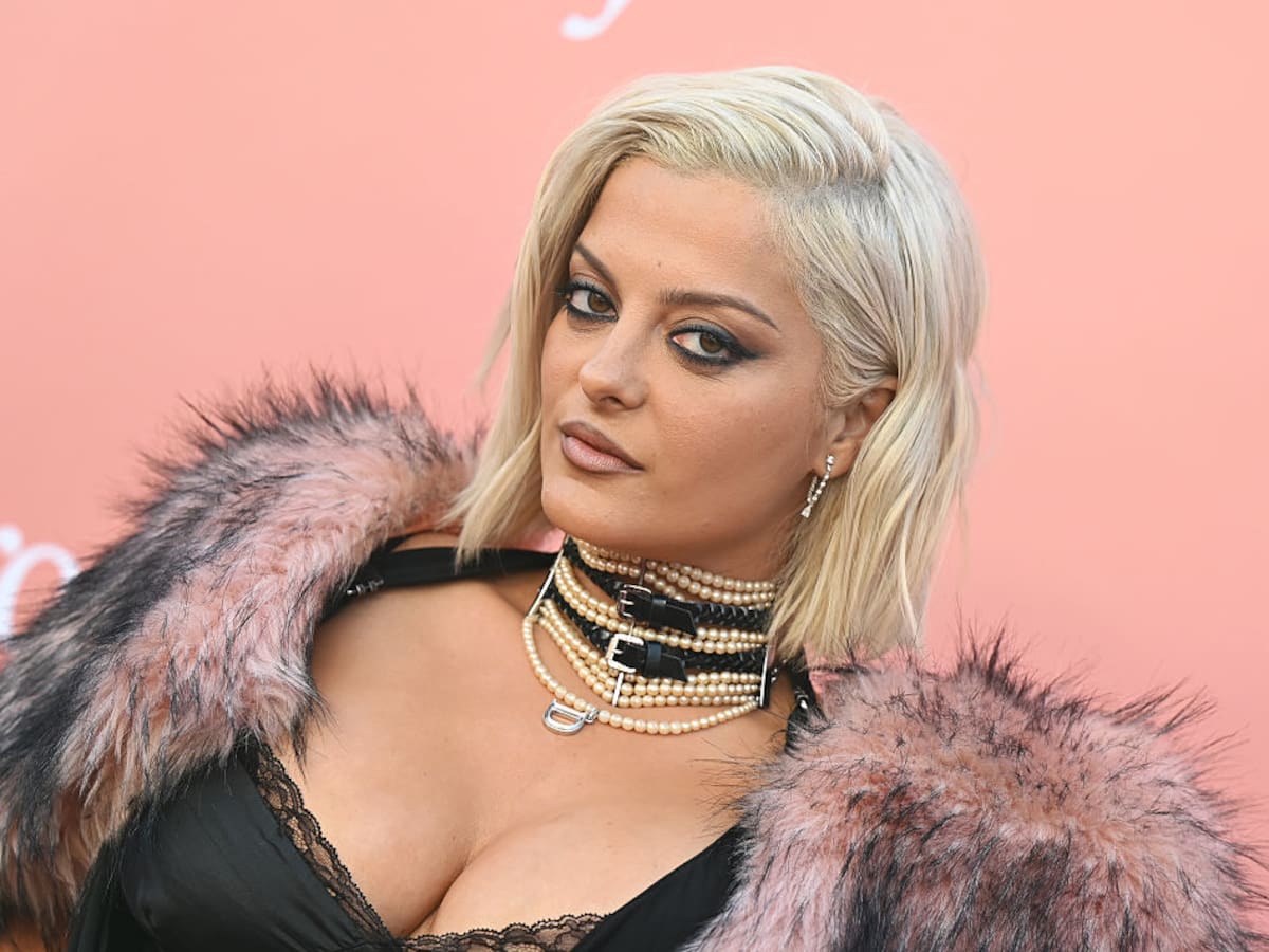 Bebe Rexha rompe a llorar al celebrar su último logro en Estados Unidos con 'New Religion': “Esto se siente como un renacimiento”