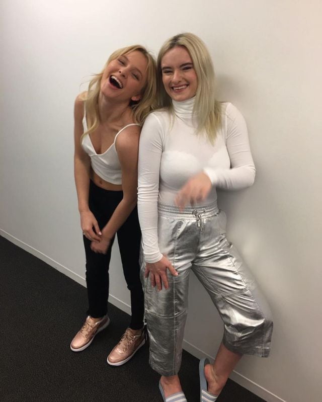 Zara Larsson y Grace Chatto, de Clean Bandit.