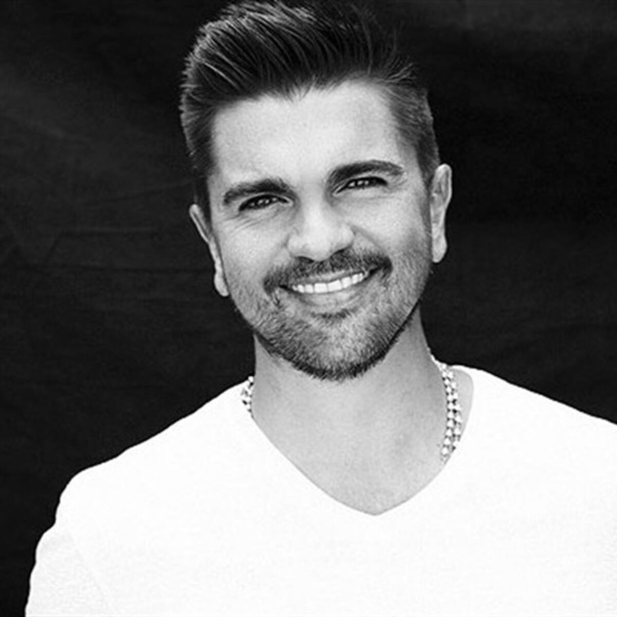 Juanes presenta "Mil Pedazos"