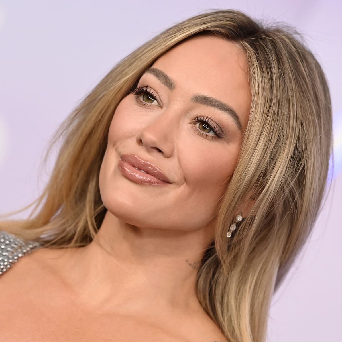 Listado de canciones de Hilary Duff en su primera gira mundial dos décadas después