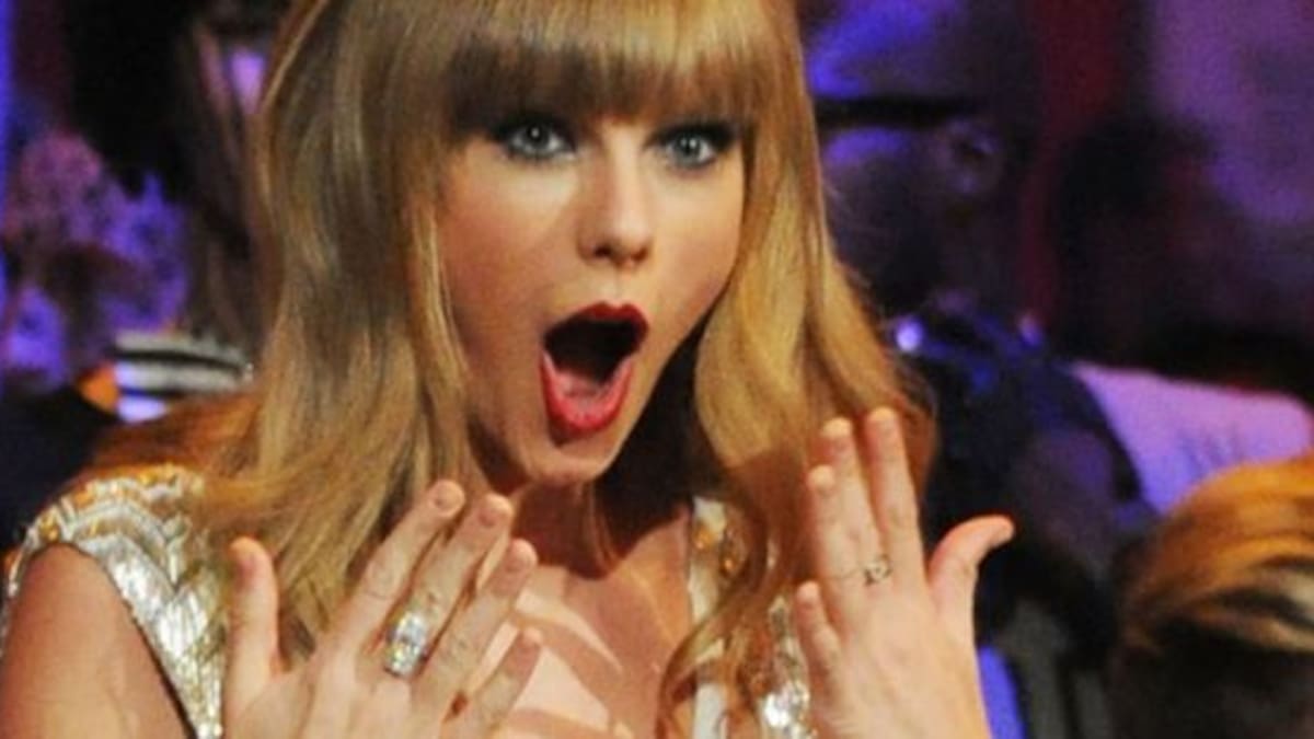 El susto de Taylor Swift arriba del escenario