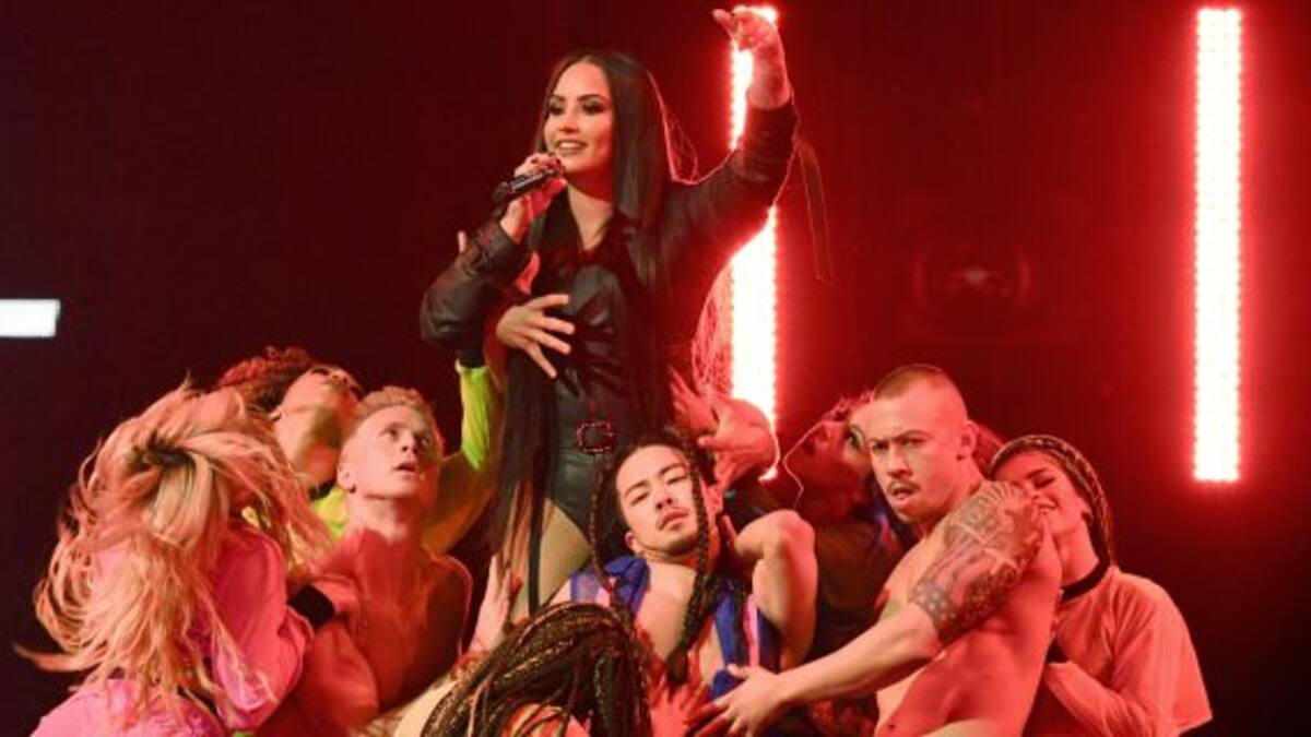 Demi Lovato soltera y dispuesta a todo