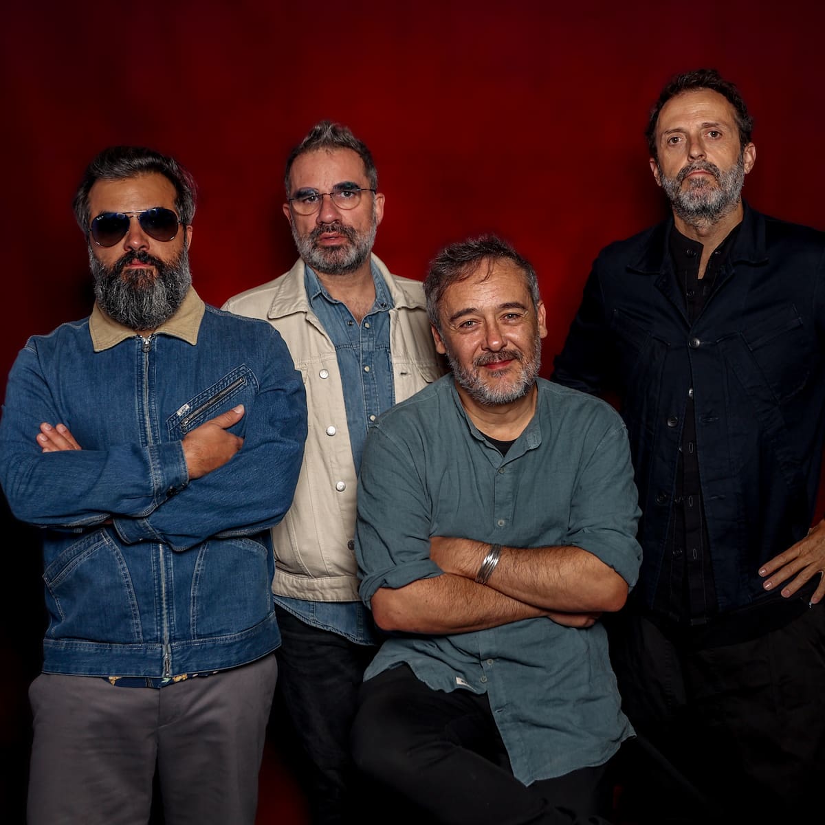 Love of Lesbian anuncia un parón indefinido: "Nos vemos en el último verso"