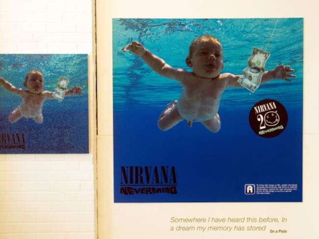 Una de las fotografías expuestas en la muestra 'In Bloom: The Nirvana Exhibition', con motivo del 20º aniversario de la publicación de 'Nevermind' de Nirvana.