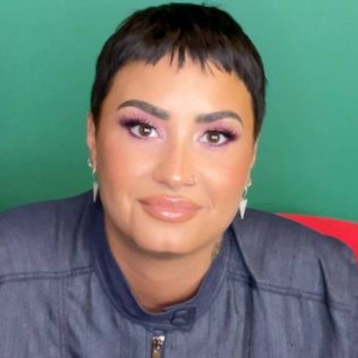 Demi Lovato y Noah Cyrus se mostraron juntas y de la mano