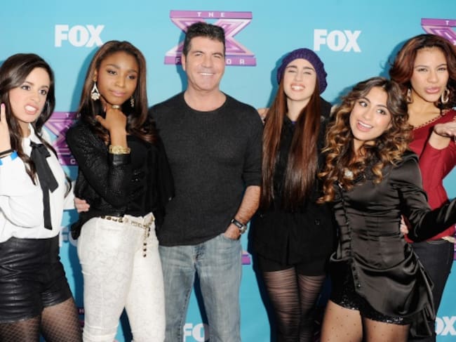 Simon Cowell con las Fifth Harmony