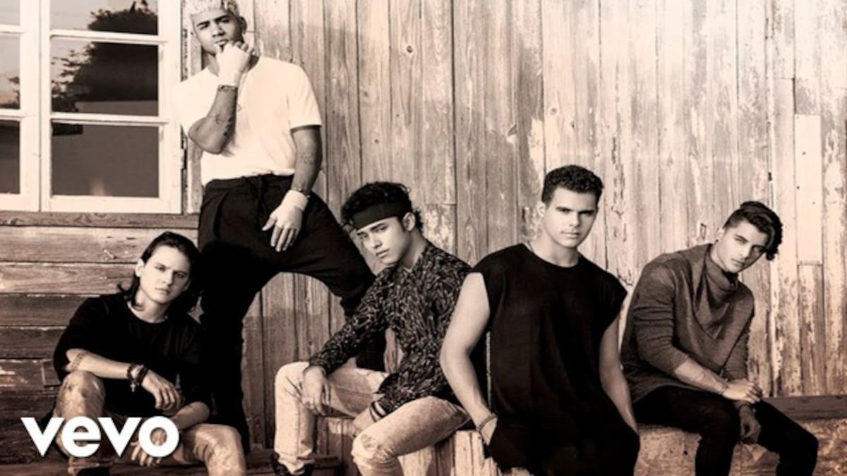 CNCO estrena "Mi Medicina"