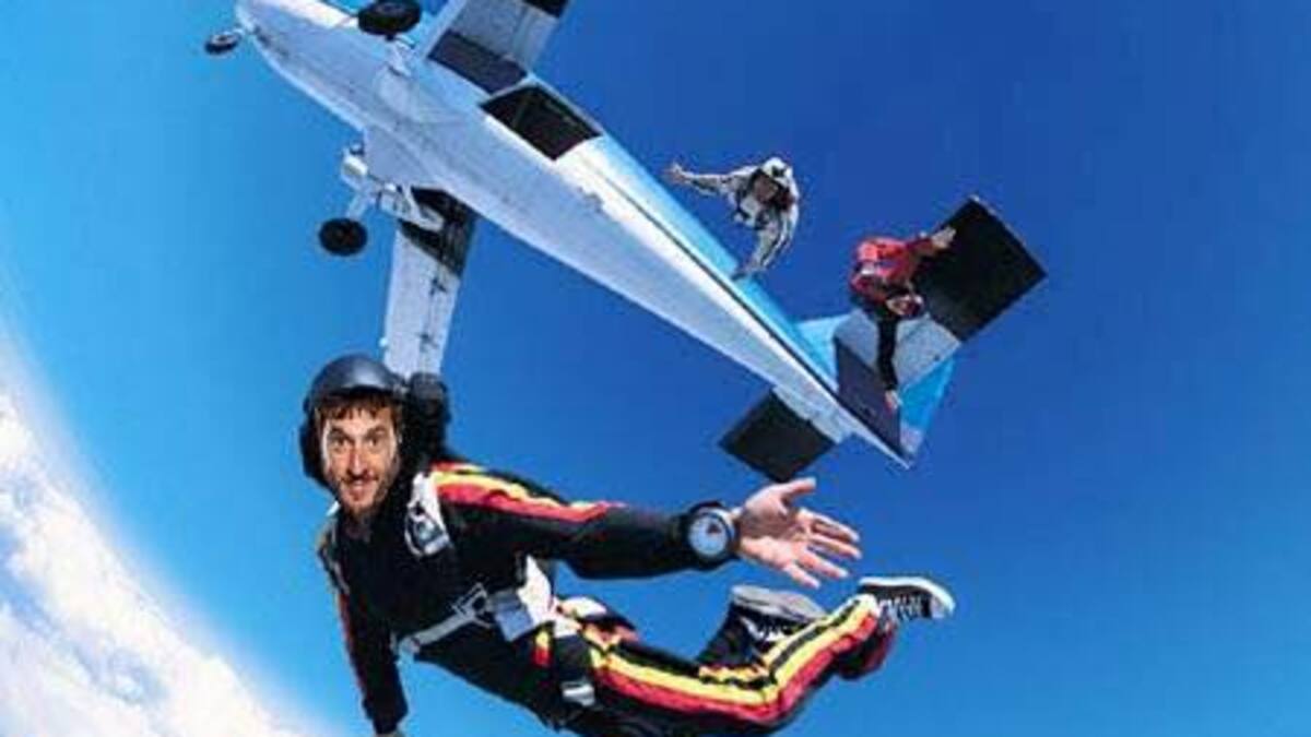 A menos de 1500 seguidores del salto en paracaídas