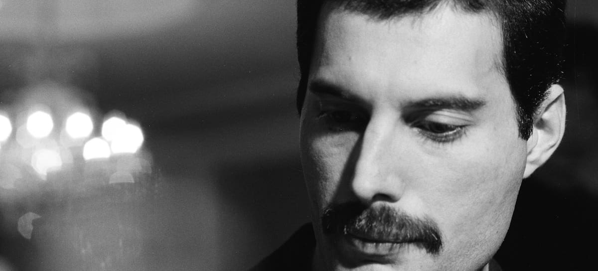 Freddie Mercury en una entrevista para un medio japonés en 1982