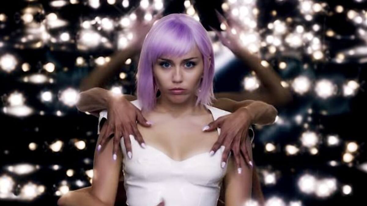 Miley Cyrus, como Ashley O, tiene más canciones guardadas
