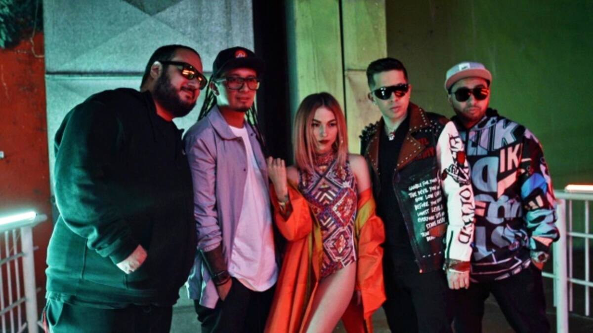 El Freaky junto a De la Guetto Y Paty Cantú