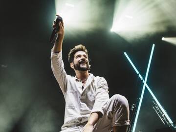 Camilo nos regala dos emotivos momentos durante uno de sus conciertos