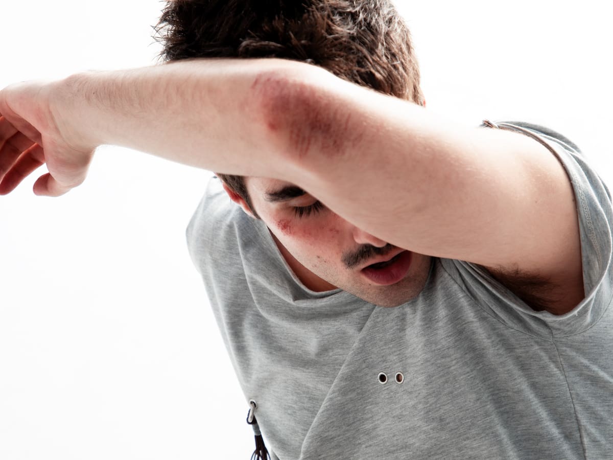 Martin Urrutia deja claro que hace las cosas a su manera en su interpretación de ‘Déjalo ir’ en ‘Cara al show’: "Vaya tela"