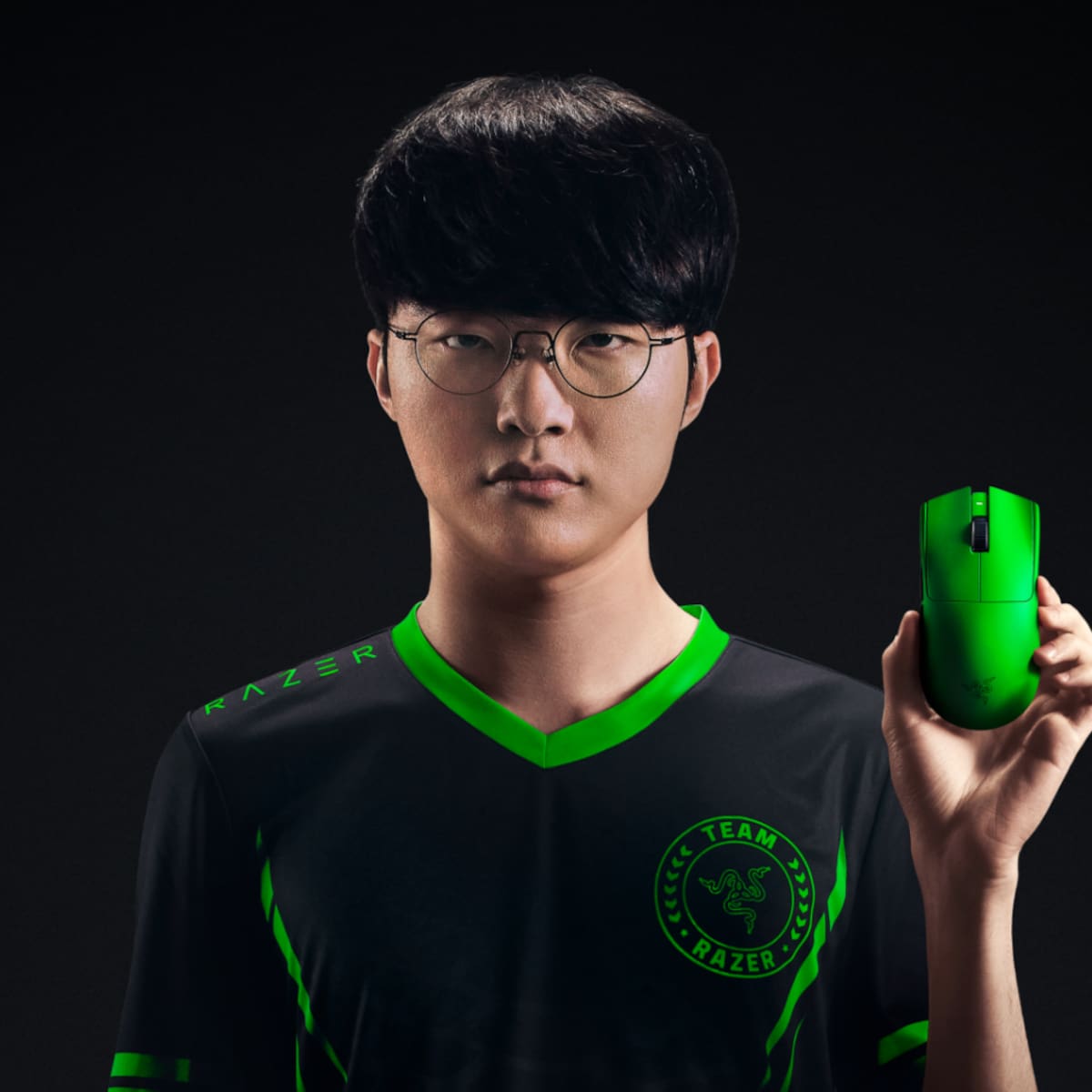 Razer viste de verde su ratón más icónico: el Viper V4 Pro estrena el acabado Esports Green