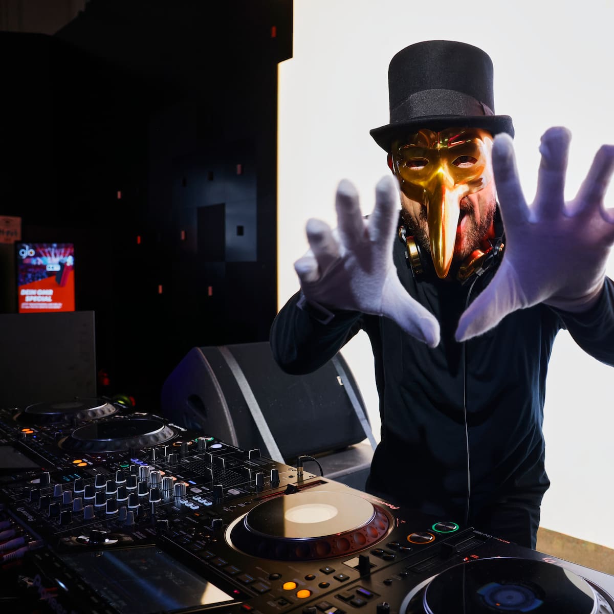 Claptone y su misteriosa máscara sin fecha de caducidad: "Me libera a mí y al público de muchas limitaciones"