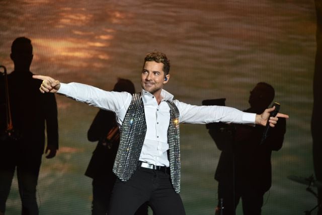 David Bisbal vestido de Dsquared2.