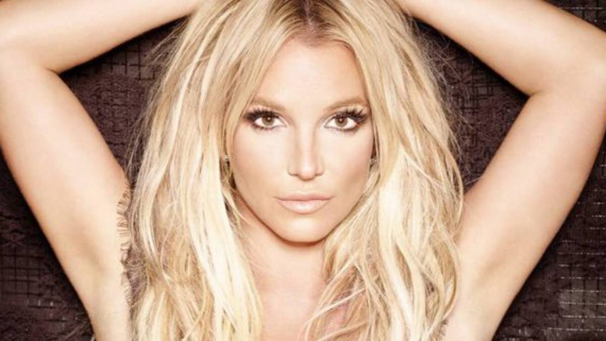 Britney Spears enseñó más de la cuenta por problema con su vestuario