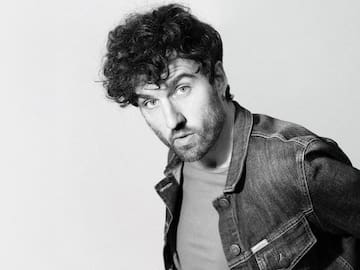 Llegan los trabajos en solitario de Vetusta Morla: ‘En qué momento dudé de ti’ nos avanza el álbum debut de Guille Galván