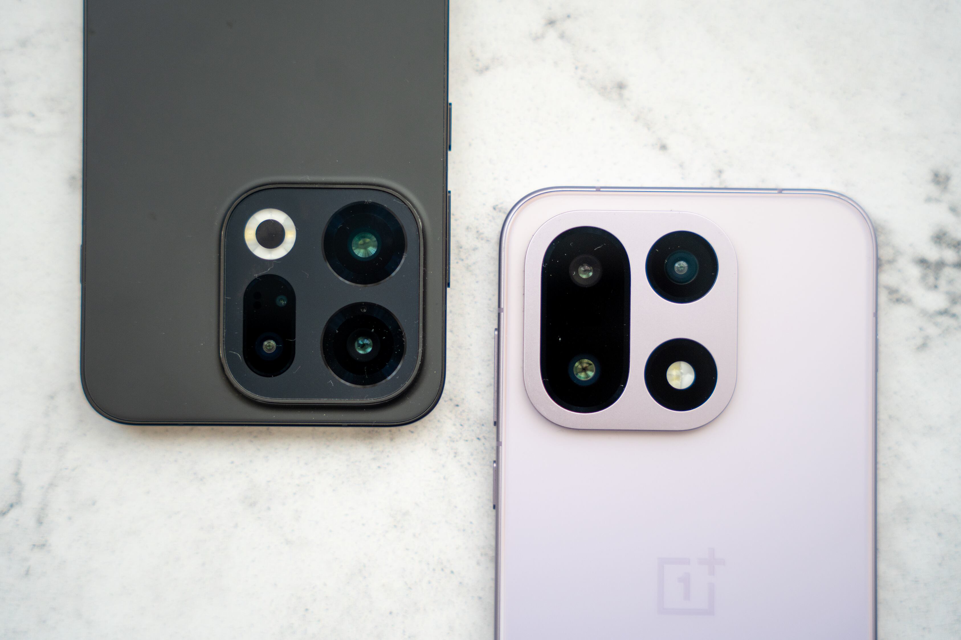 izq, Oppo Find x9 / dcha, OnePlus 15