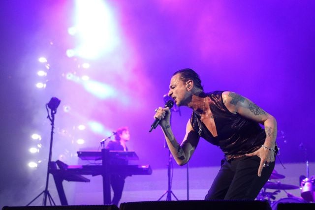 Dave Gahan el cantante de Depeche Mode actuando en Nueva York. / Foto: Taylor Hill/Getty Images.