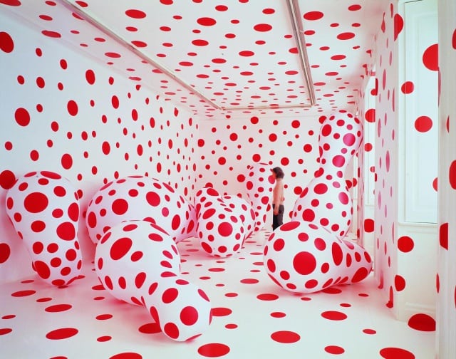 Instalación de Yayoi Kusama, Dots Obsession