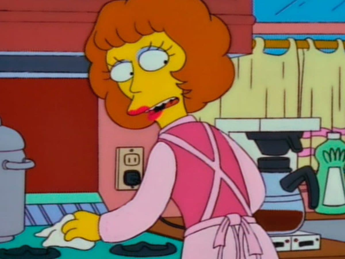 Maude Flanders - La esposa de Ned falleció después de caer de una tribuna en una carrera de autos.