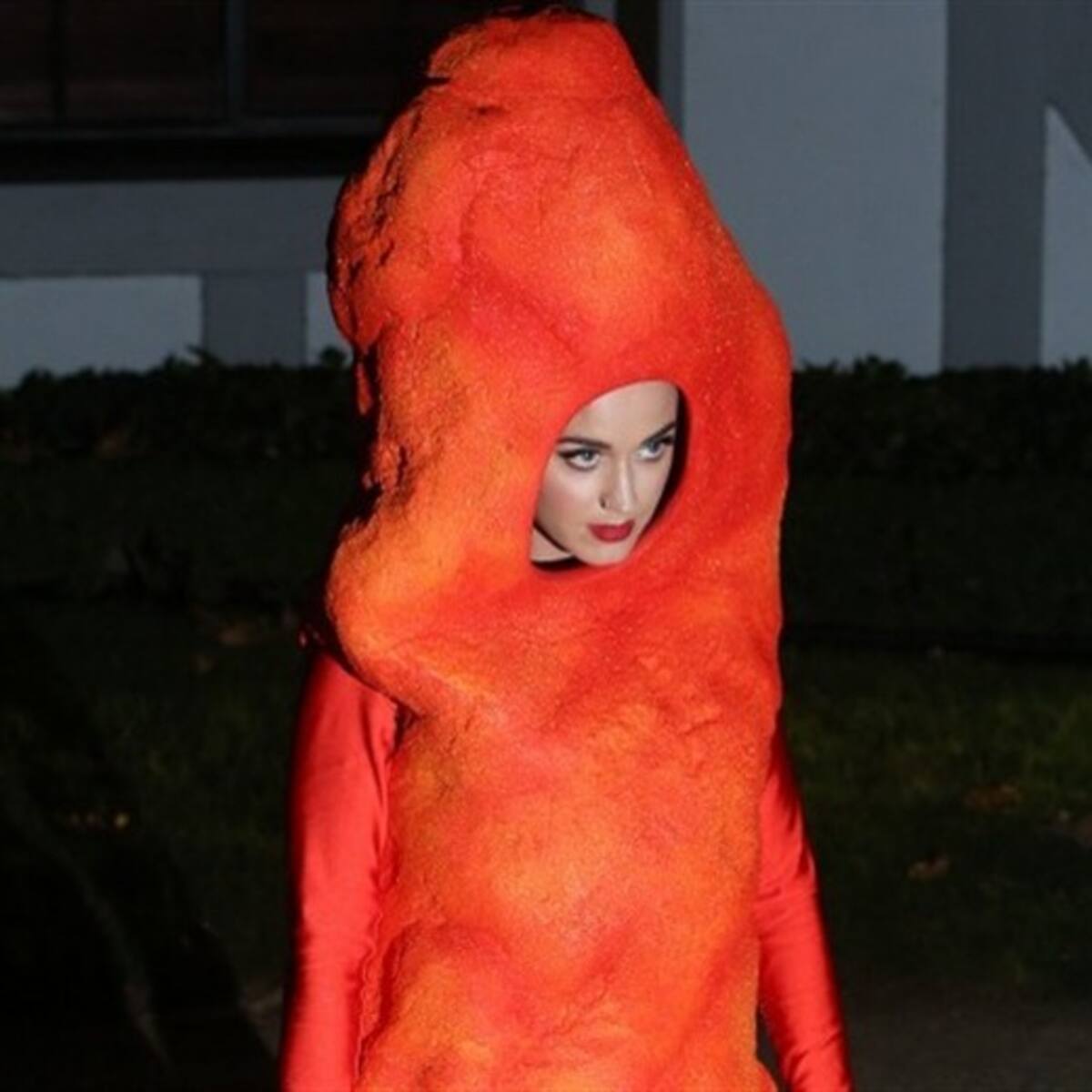 El extraño disfraz de Katy Perry