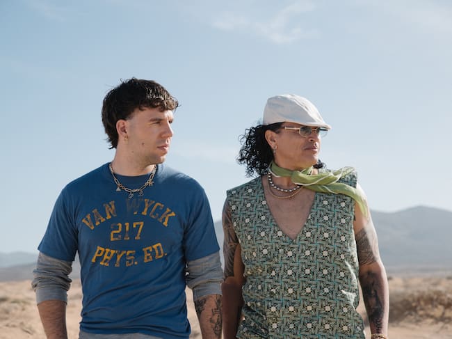 Quevedo y Elvis Crespo en la grabación de 'La Graciosa'