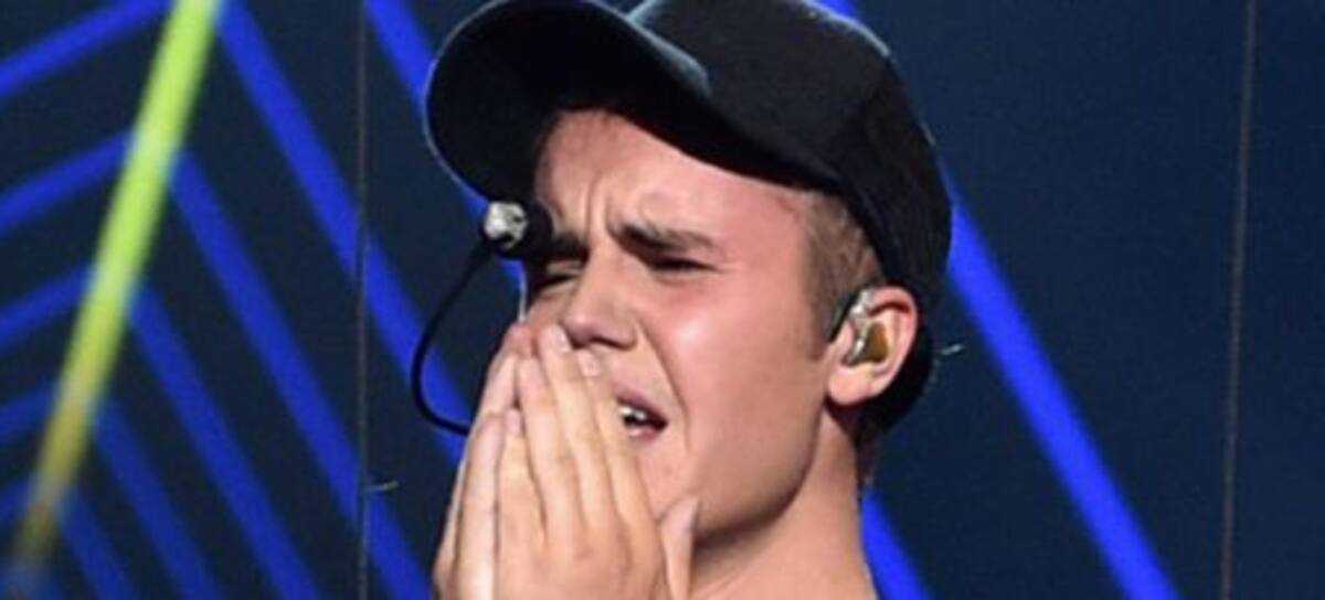 ¿Por qué Justin Bieber lloró arriba del escenario?