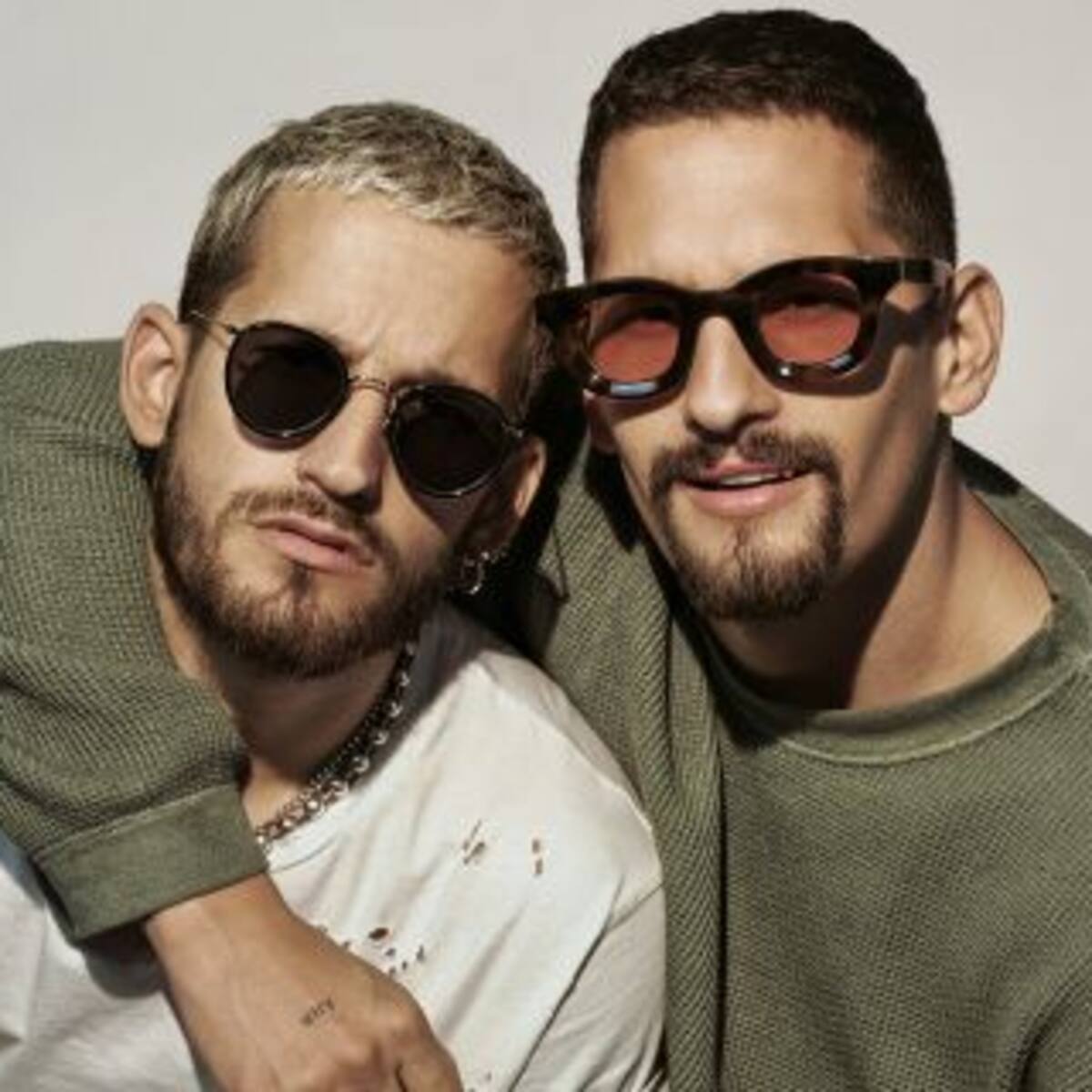 video: Mau & Ricky recordaron un emotivo momento junto a Karol G