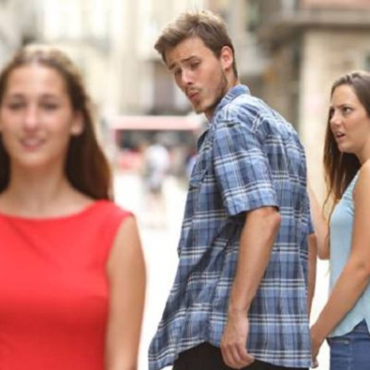 Ya salió la versión Star Wars del meme del novio distraído