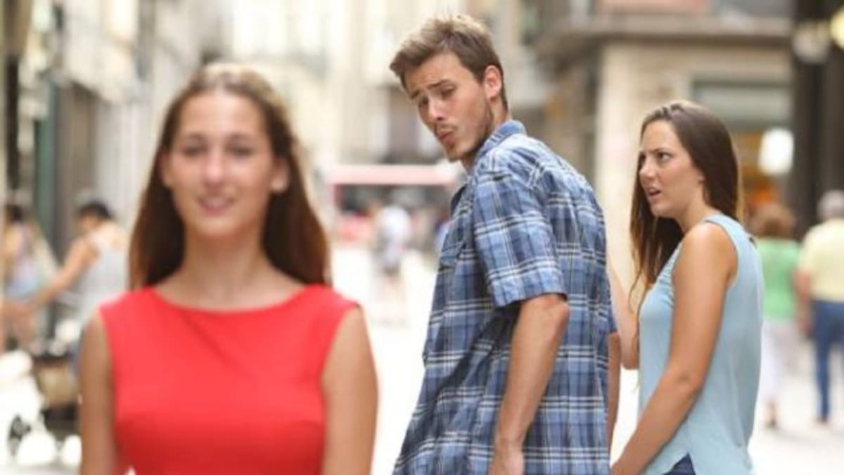 Ya salió la versión Star Wars del meme del novio distraído