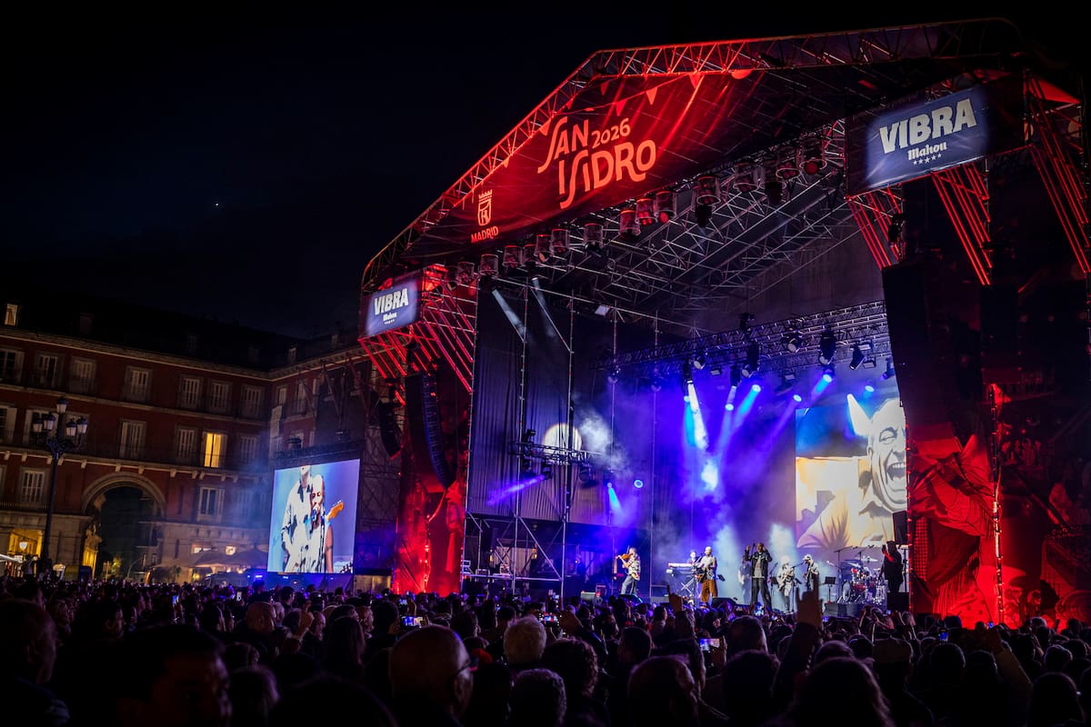 El pasado 14 de mayo, en plena víspera de San Isidro, LOS40 Classic se trasladó a la Plaza Mayor de Madrid para celebrar los Números 1 de siempre por el 60 aniversario de la radio de los éxitos.