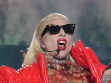 Lady Gaga bate su propio récord de asistencia en el último concierto que realizó en París