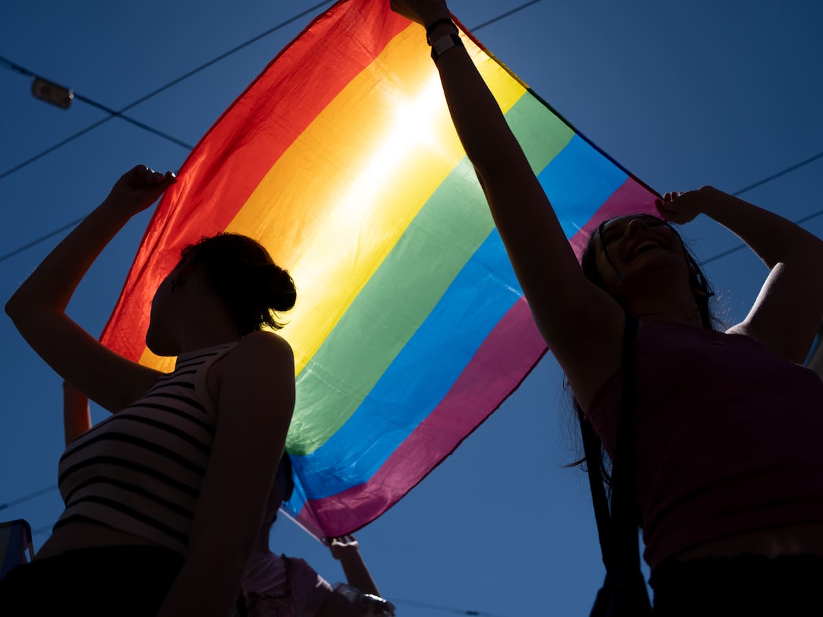 Manifestación del Orgullo LGTBIQ+ en Parla (Madrid) 2026: horarios y recorrido de las carrozas