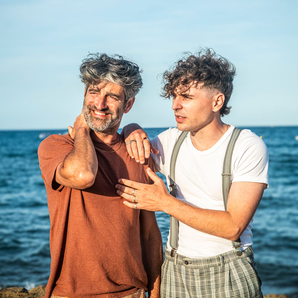 Joan Dausà i Mama Dousha sorprenen amb 'Papi posa-la al disc'