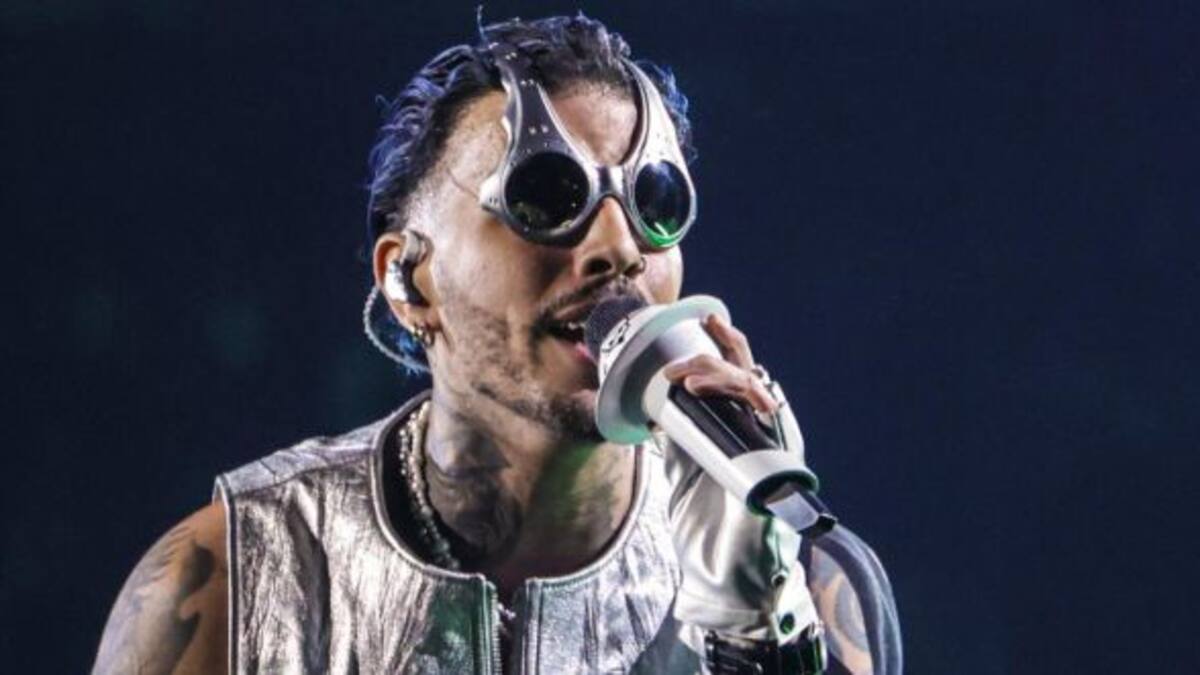 Rauw Alejandro sorprendió en un show al decir: "Superar a alguien no es de la noche a la mañana"