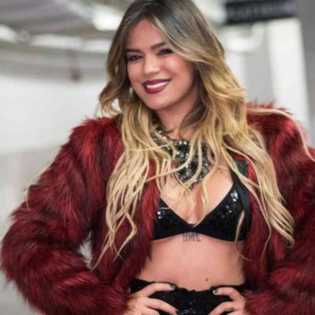 Karol G sorprende a sus seguidores con un video de su adolescencia