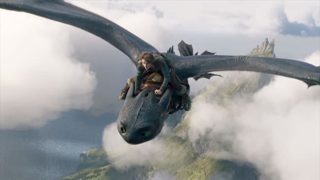 Hipo y Desdentao en 'Cómo entrenar a tu dragón'. / Universal Pictures
