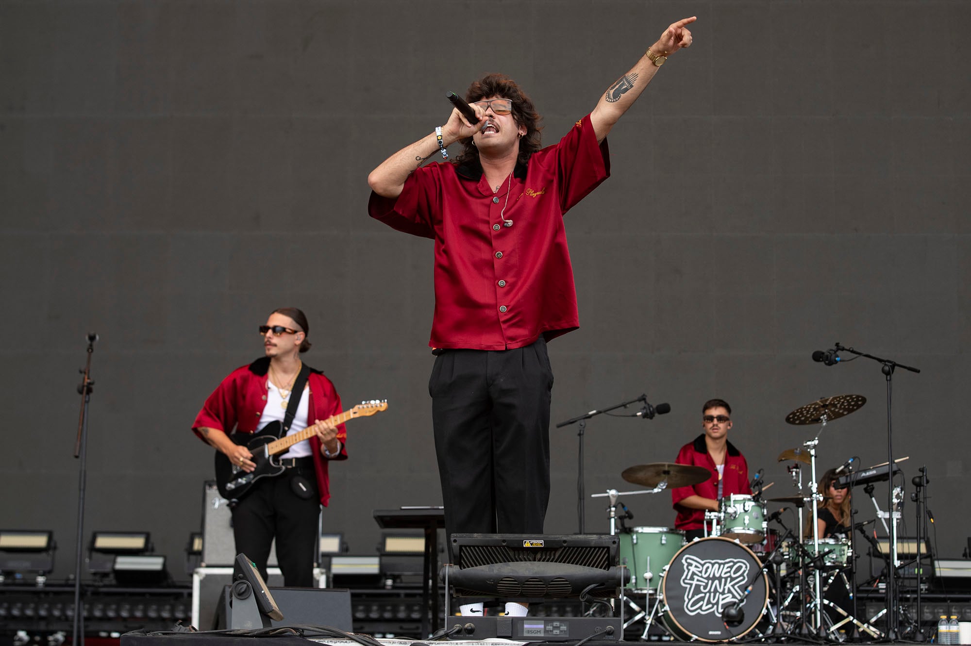 La Plazuela durante su actuación en el Cala Mijas 2023.