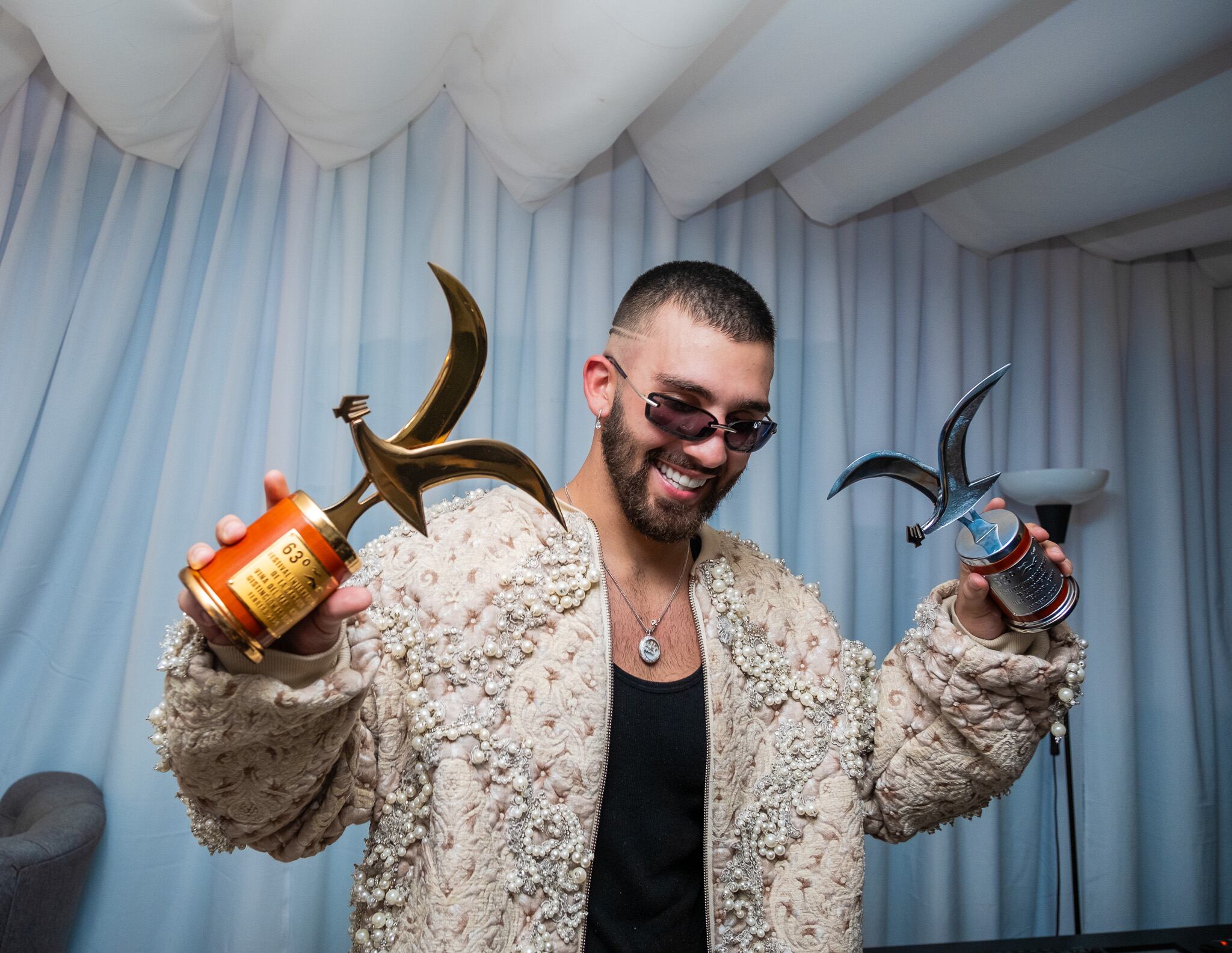 Manuel Turizo con sus Gaviotas de Oro y Plata.