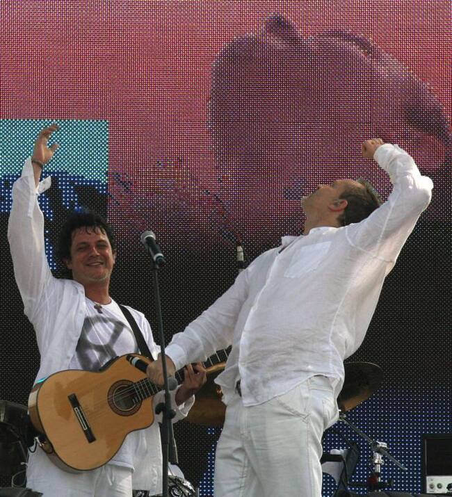 Alejandro Sanz y Miguel Bosé, una amistad de años.