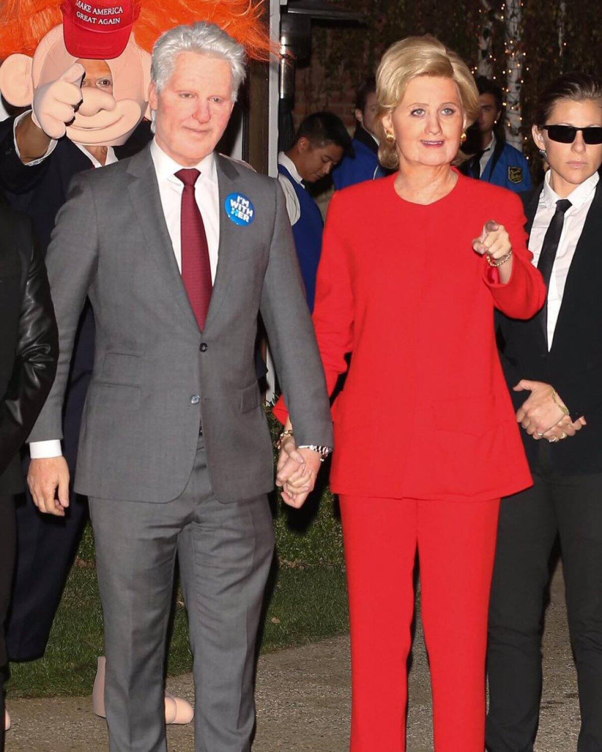 Katy Perry y Orlando Bloom impresionan disfrazados de Hillary y Bill Clinton