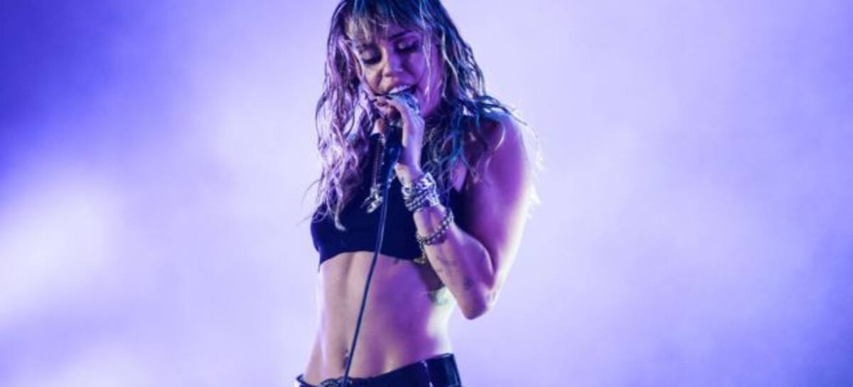 Miley Cyrus, durante un concierto en Pristina en 2019